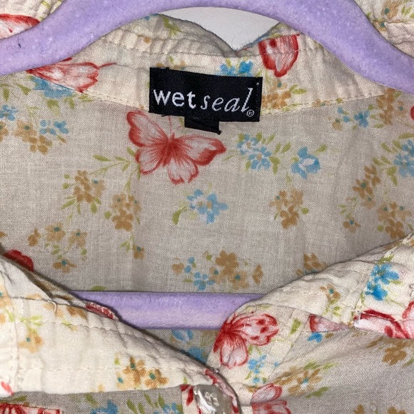 Butterfly Button Up - Picture 2 of 4